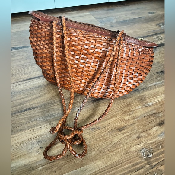 Ellepi Handbags - Ellepi Vintage Basket Handbag Purse Genuine Leather Weave Woven Tan Shoulder Bag